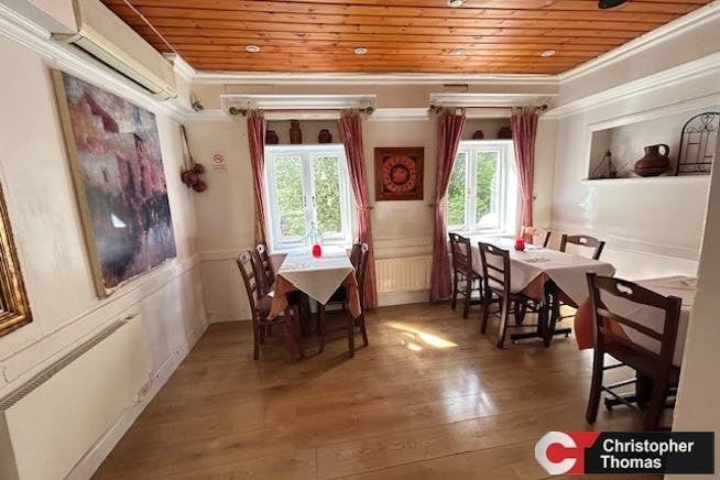 1-3 Church Ln, Windsor à louer Photo intérieure- Image 1 de 6