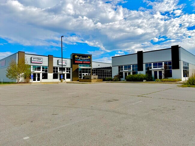 More details for 306 E Chestnut St, Strafford, MO - Retail for Sale