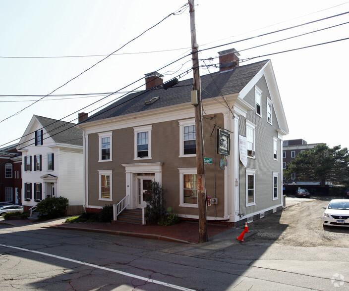 110 Chapel St, Portsmouth, NH for lease - Building Photo - Image 2 of 45