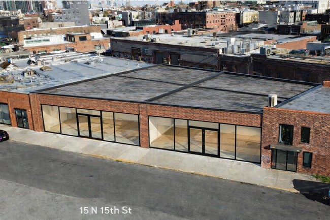 Plus de détails pour 15 N 15th St, Brooklyn, NY - Commerce de détail à louer