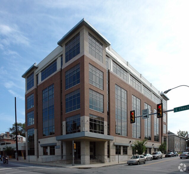 121 N Walnut St, West Chester, PA à louer - Photo du bâtiment - Image 2 de 14