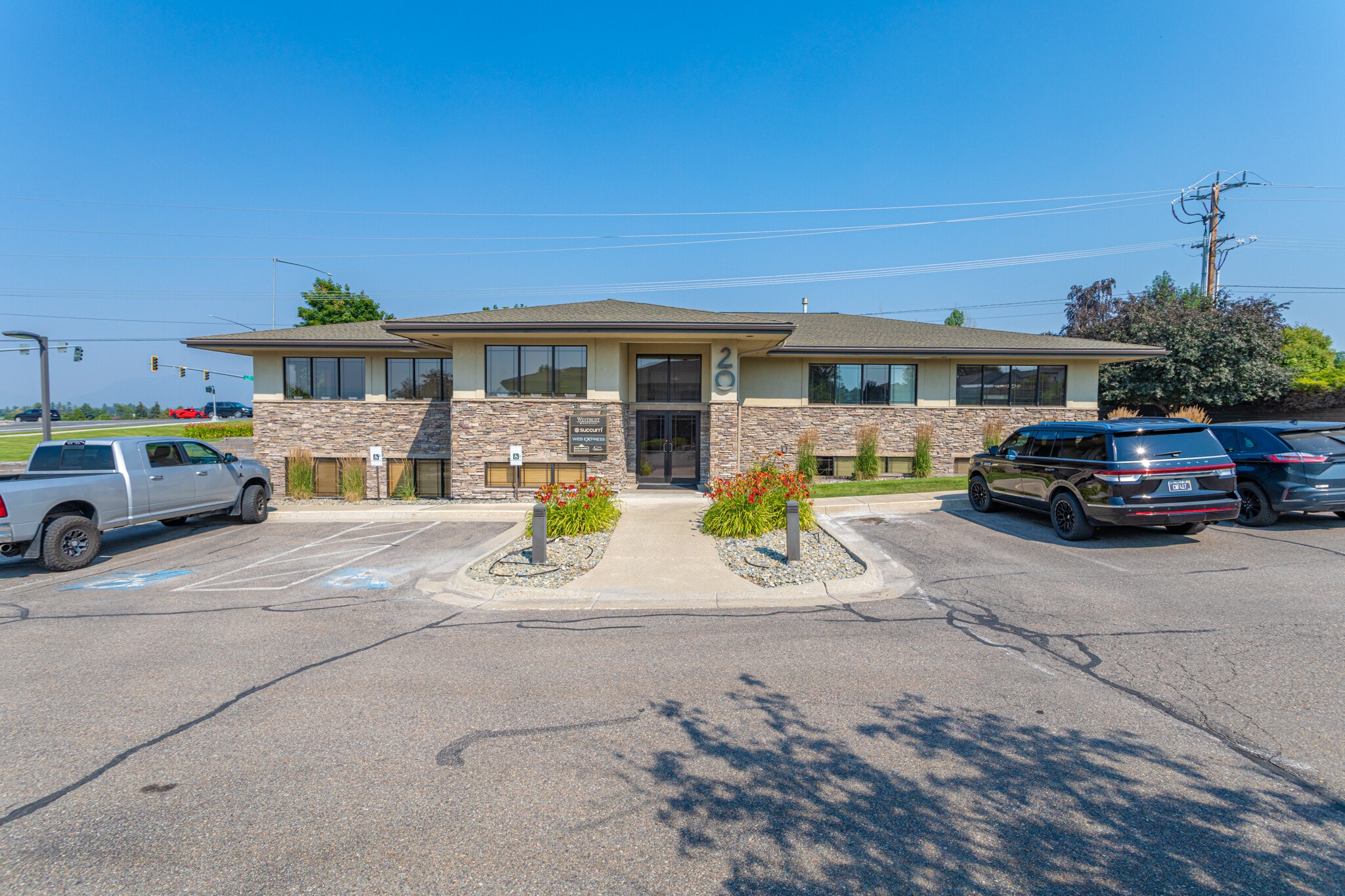 20 Four Mile Dr, Kalispell, MT for sale Building Photo- Image 1 of 43