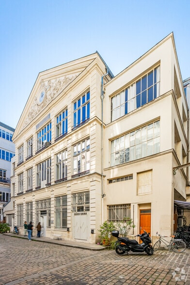 10 Cite D'Angouleme, Paris for lease - Building Photo - Image 2 of 3