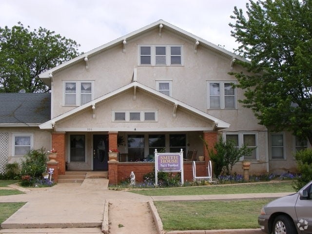 306 W Aspen Ave, Crosbyton, TX à vendre - Photo du bâtiment - Image 2 de 46