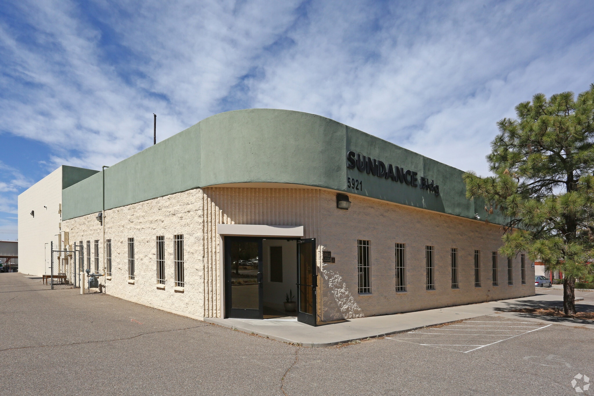 5921 Office Blvd NE, Albuquerque, NM for lease Primary Photo- Image 1 of 3