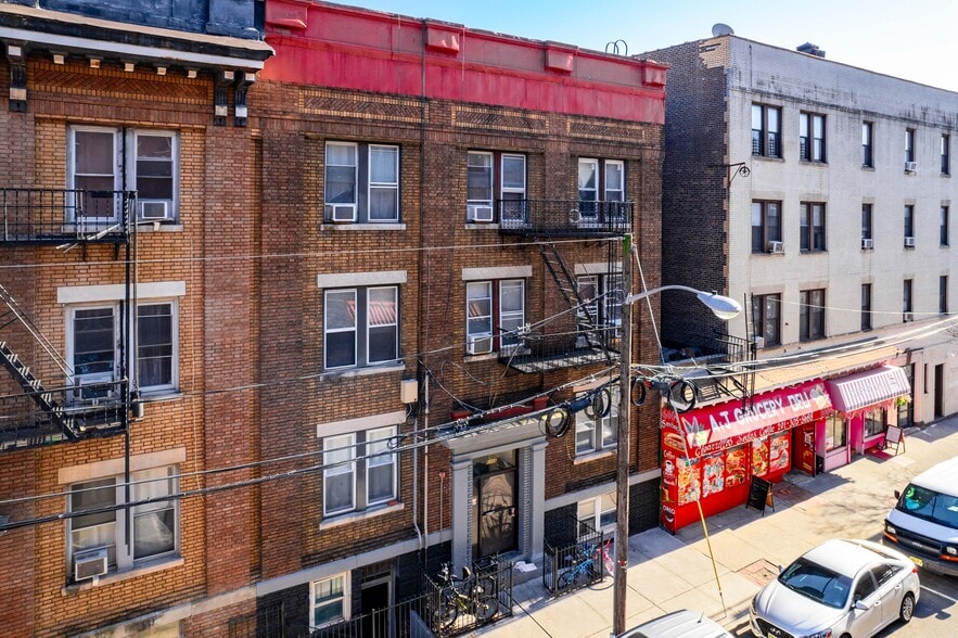 6008 Fillmore Pl, West New York, NJ for sale - Building Photo - Image 1 of 11