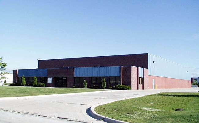 Plus de détails pour 30455-30505 Commerce Blvd, Chesterfield, MI - Industriel à louer