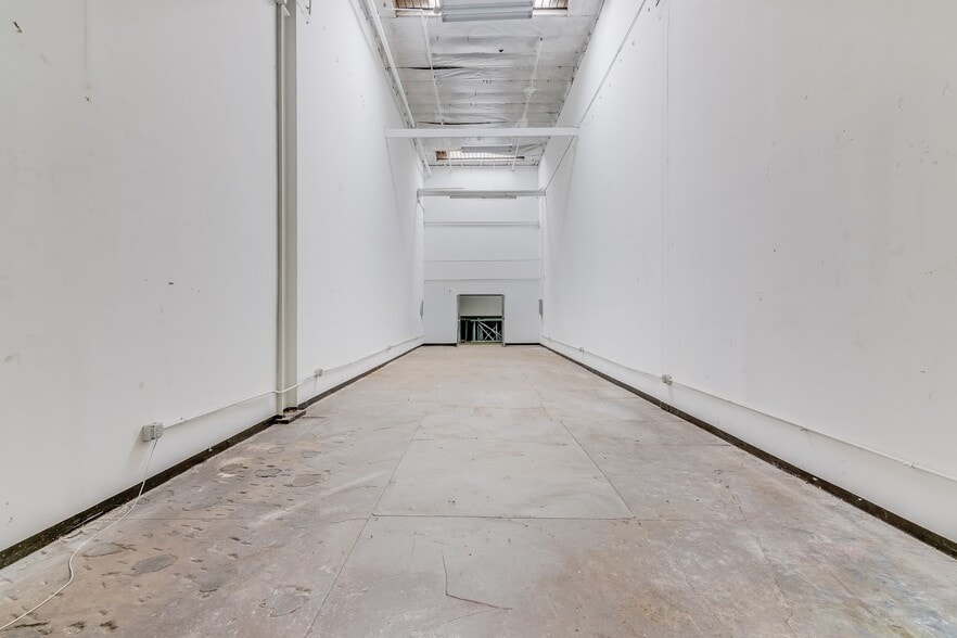 2023-2043 S Santa Fe Ave, Los Angeles, CA for lease - Building Photo - Image 2 of 74