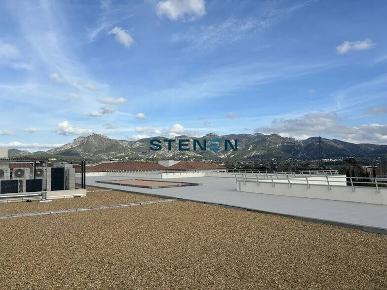 Office in Aubagne for lease - Aerial - Image 1 of 2