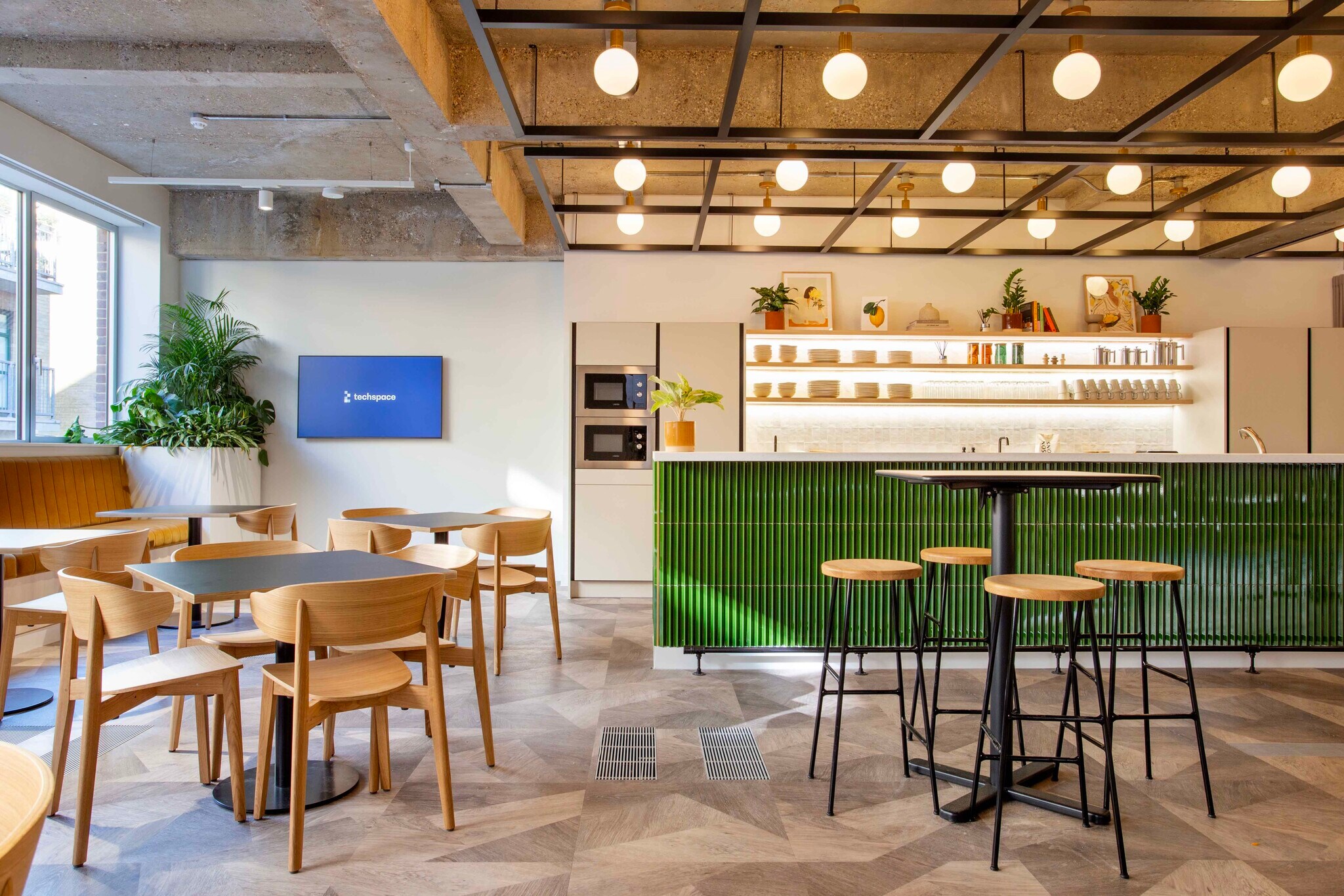 132-140 Goswell Rd, Londres à louer Photo intérieure- Image 1 de 2