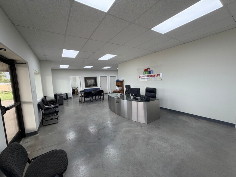 36847 Richard Frey Rd, Hempstead, TX for lease - Building Photo - Image 2 of 30