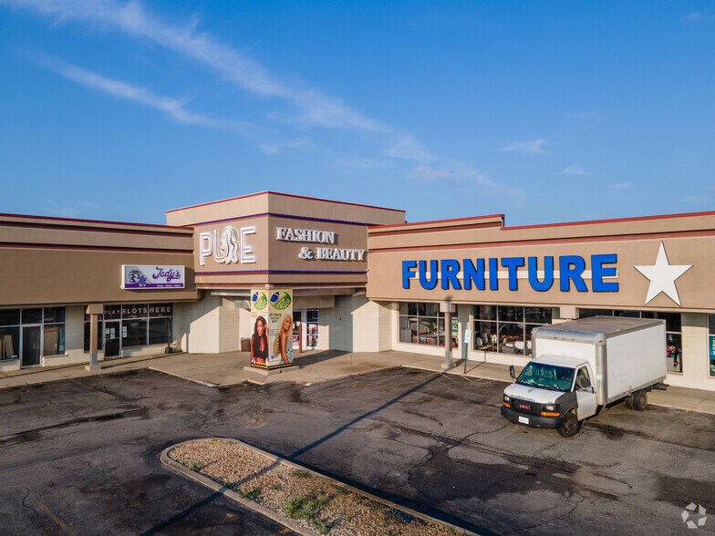 7440 S Cicero Ave, Bedford Park, IL à louer - Photo du bâtiment - Image 3 de 11