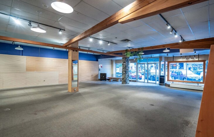 639 Baker St, Nelson, BC for lease Building Photo- Image 1 of 4