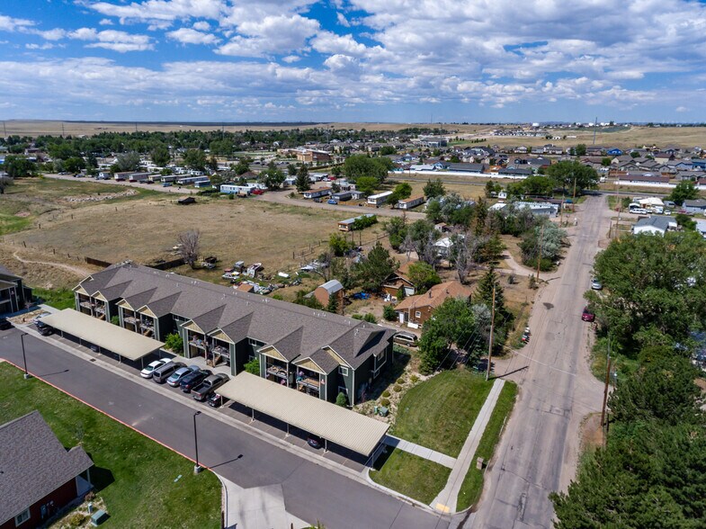 607 W Prosser Rd, Cheyenne, WY à vendre - Photo du bâtiment - Image 3 de 16