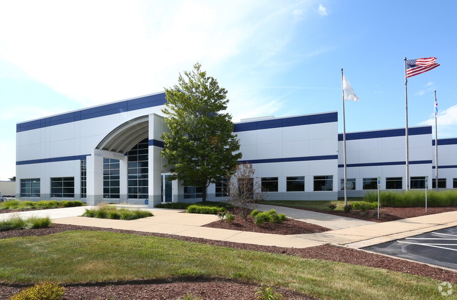 10801 Irving Park Rd, Chicago, IL à louer - Photo du bâtiment - Image 2 de 8