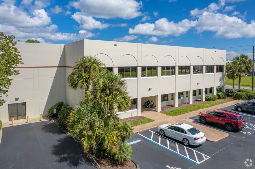 2155 Old Moultrie Rd, Saint Augustine, FL à louer - Photo du bâtiment - Image 2 de 4