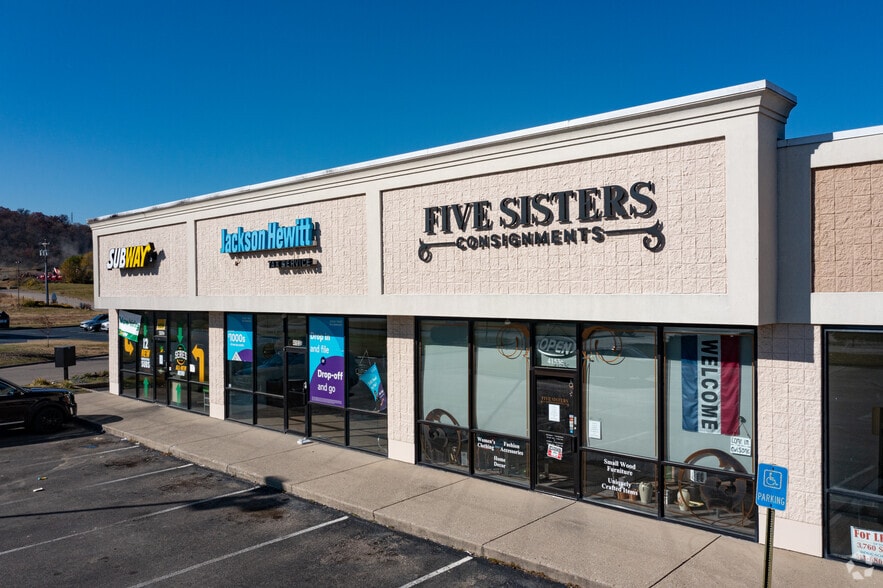 4153 Hamilton Cleves Rd, Cleves, OH for lease - Building Photo - Image 3 of 5