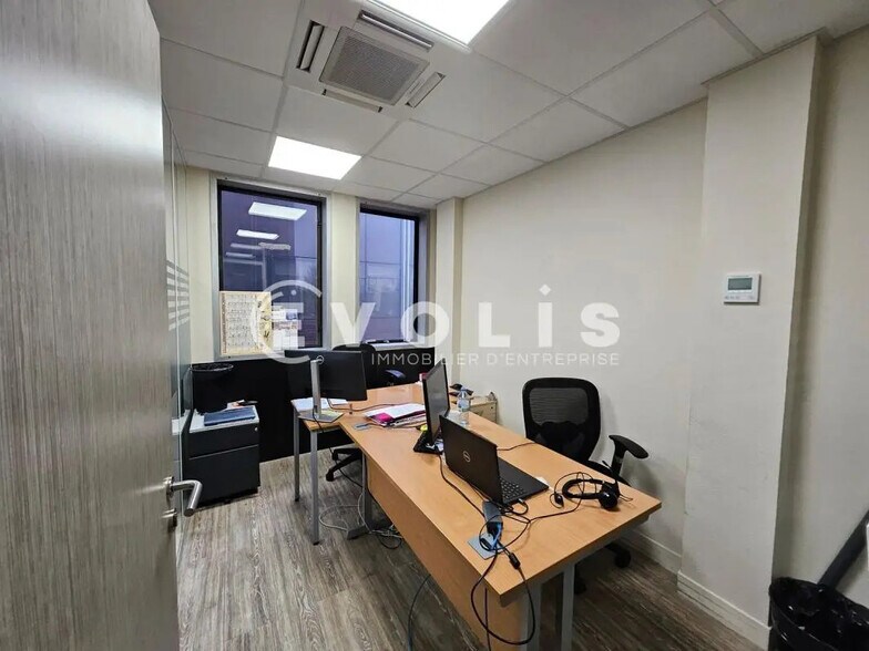 Bureau dans Malakoff à vendre - Photo intérieure - Image 2 de 22