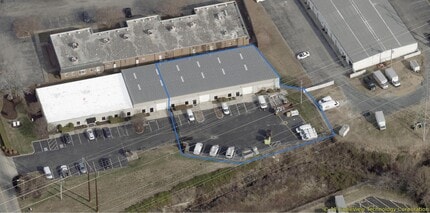2001 Old Greenbrier Rd, Chesapeake, VA for lease Building Photo- Image 2 of 3