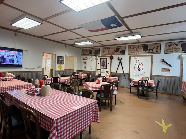 6 W Texas Ave, Baytown, TX à vendre - Photo du bâtiment - Image 3 de 18