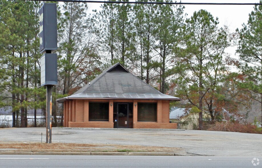 684 Highway 1 S, Lugoff, SC à louer - Photo du bâtiment - Image 2 de 5