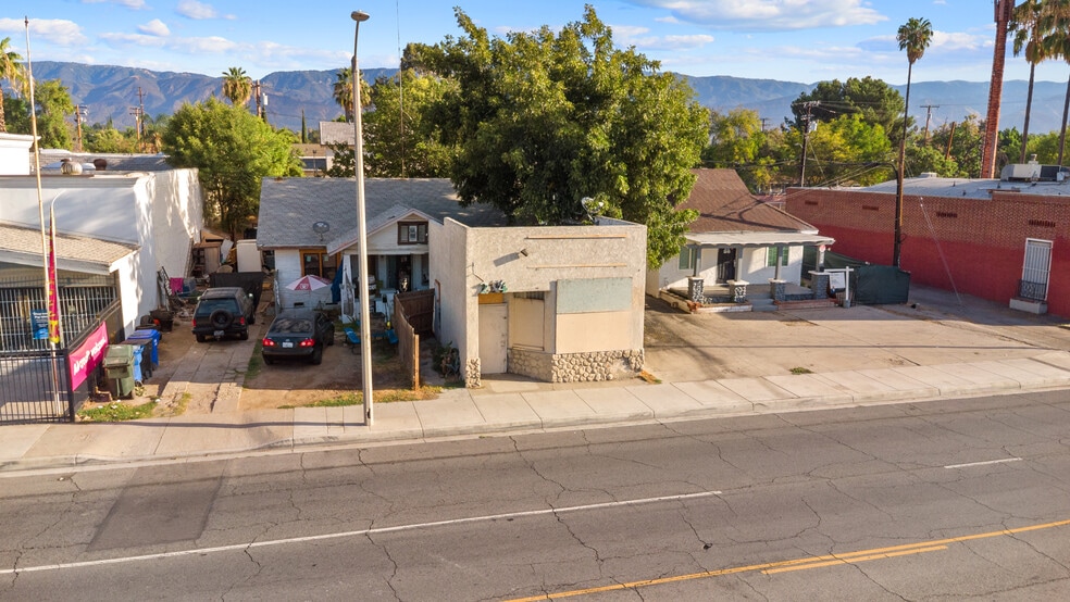 214-216 E Base Line St, San Bernardino, CA for sale - Building Photo - Image 2 of 8