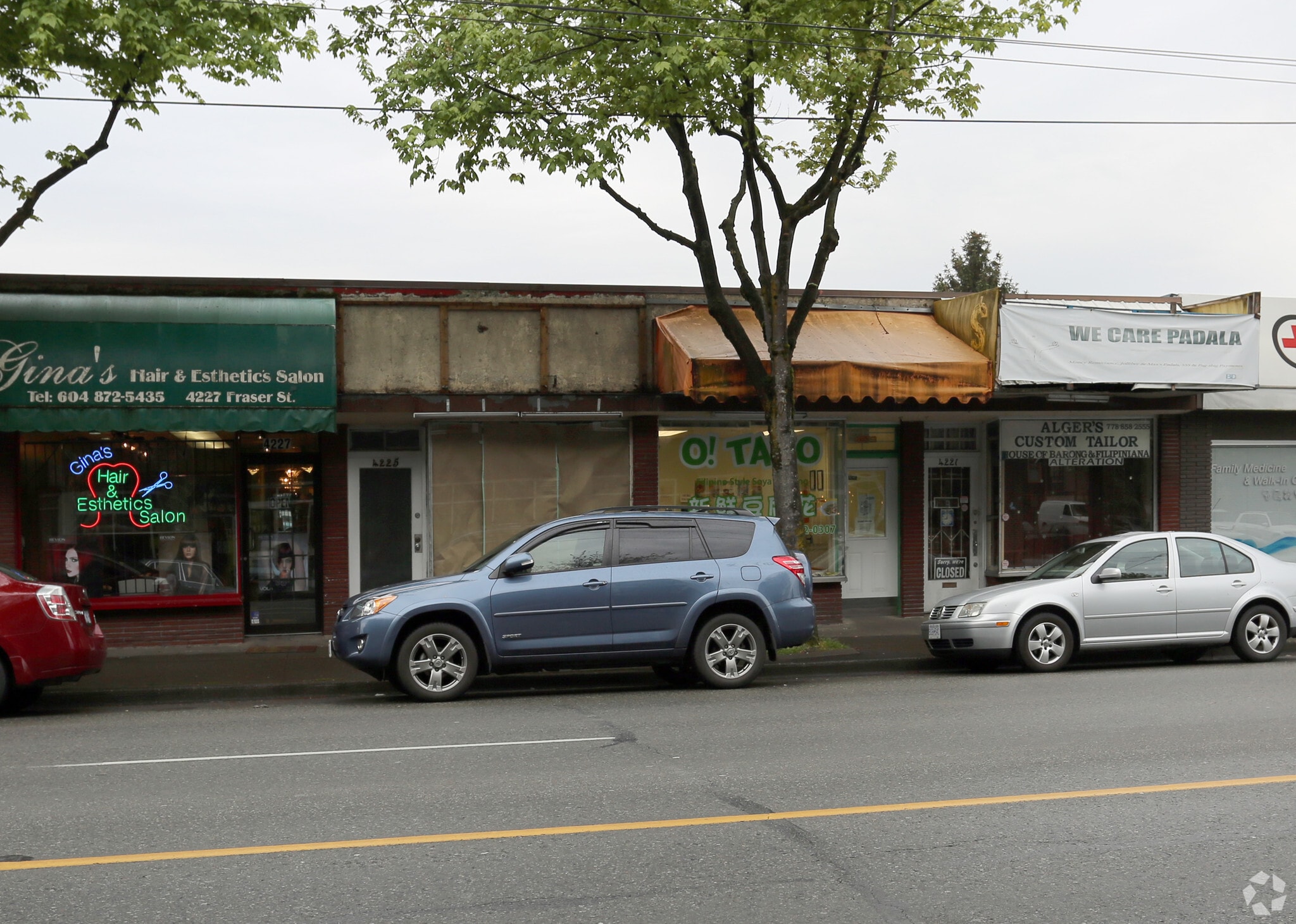 4221-4241 Fraser St, Vancouver, BC à vendre Photo principale- Image 1 de 6