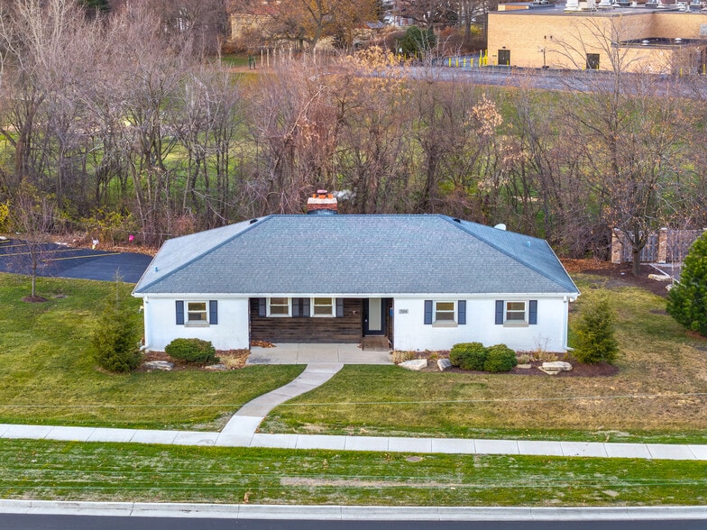 704 E 9th St, Lockport, IL à vendre - Photo principale - Image 1 de 35