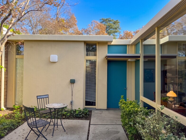 319 Harvard Ave, Claremont, CA à vendre - Photo du bâtiment - Image 2 de 12