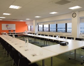 403-445 Midsummer Blvd, Milton Keynes à louer Photo intérieure- Image 1 de 5