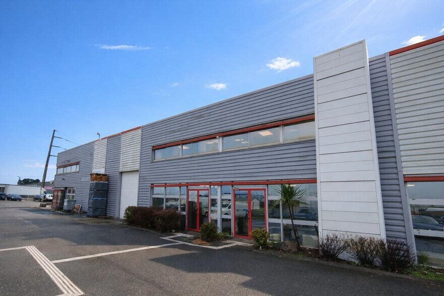 Flex in Toulouse for lease - Building Photo - Image 2 of 10