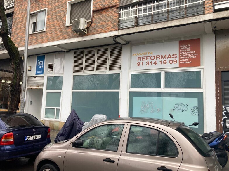 Calle de Manuel Ferrero, 5, Madrid, Madrid à louer - Photo du bâtiment - Image 2 de 2