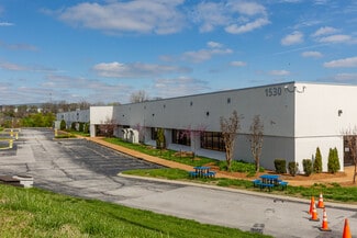 Plus de détails pour 1530 Antioch Pike, Antioch, TN - Industriel à vendre
