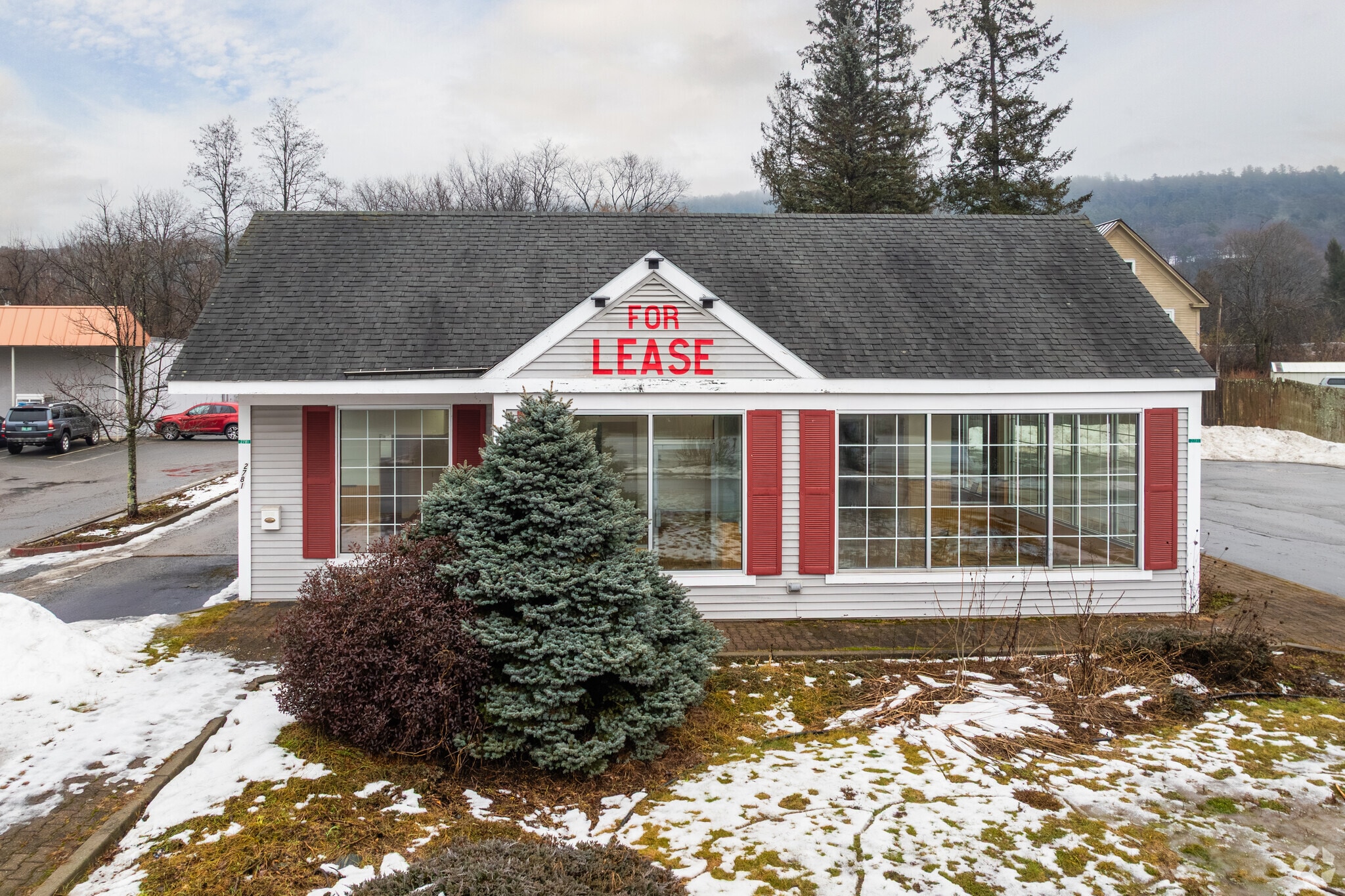 2781 US Route 5 N, Windsor, VT for sale Primary Photo- Image 1 of 18