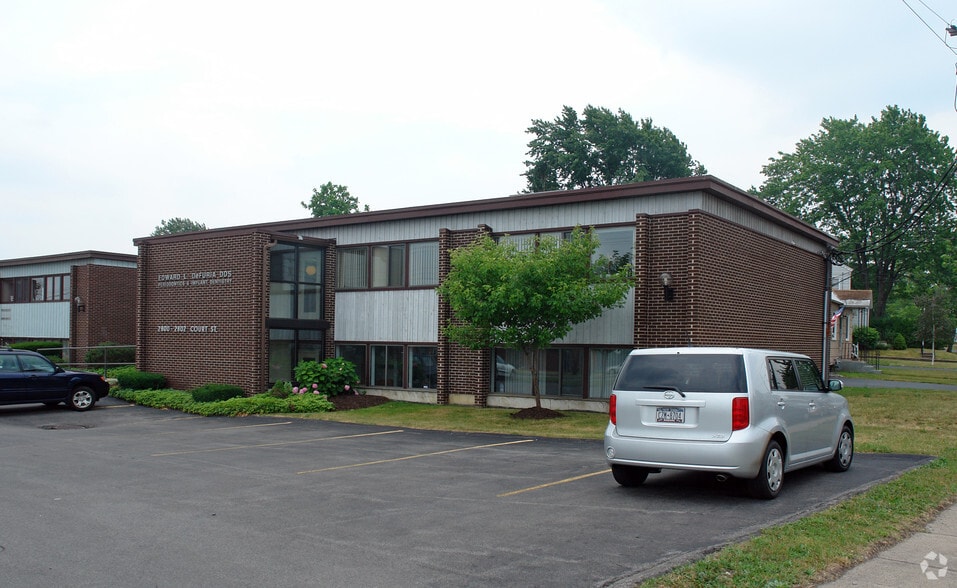 2800-2802 Court St, Syracuse, NY for sale - Building Photo - Image 2 of 3
