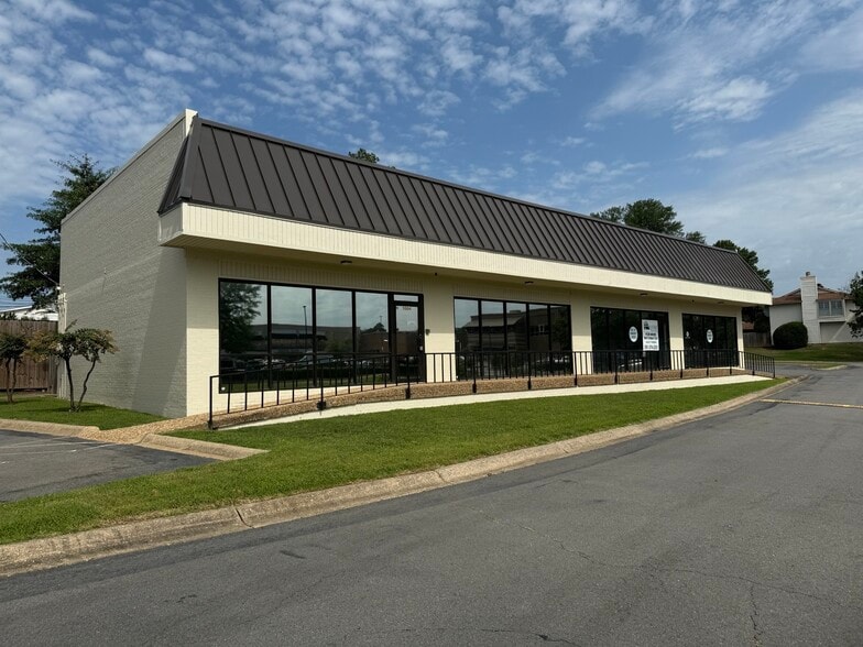 1604 Merrill Dr, Little Rock, AR for lease - Building Photo - Image 1 of 5