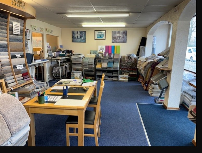 161 Watling St, Tamworth for sale - Interior Photo - Image 3 of 4