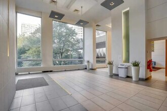 20 Ter Rue De Bezons, Courbevoie for sale Interior Photo- Image 1 of 3