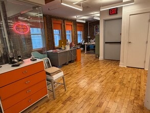 134 W 25th St, New York, NY for lease Interior Photo- Image 2 of 9