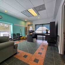 106 N Franklin St, Pen Argyl, PA for lease Interior Photo- Image 2 of 10