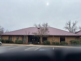 Plus de détails pour 403 Chatham Sq, Fredericksburg, VA - Bureau à vendre