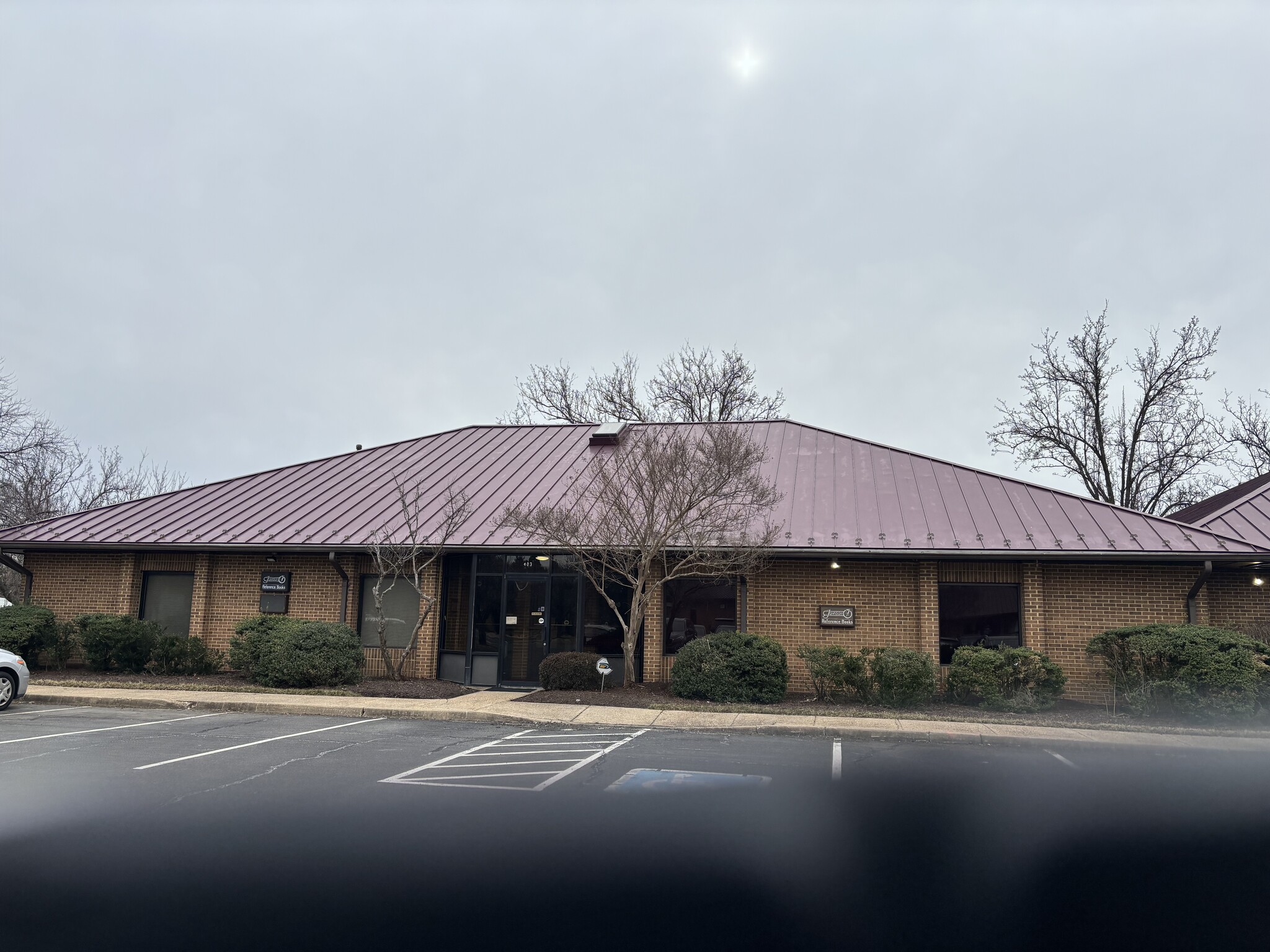 403 Chatham Sq, Fredericksburg, VA for sale Building Photo- Image 1 of 52