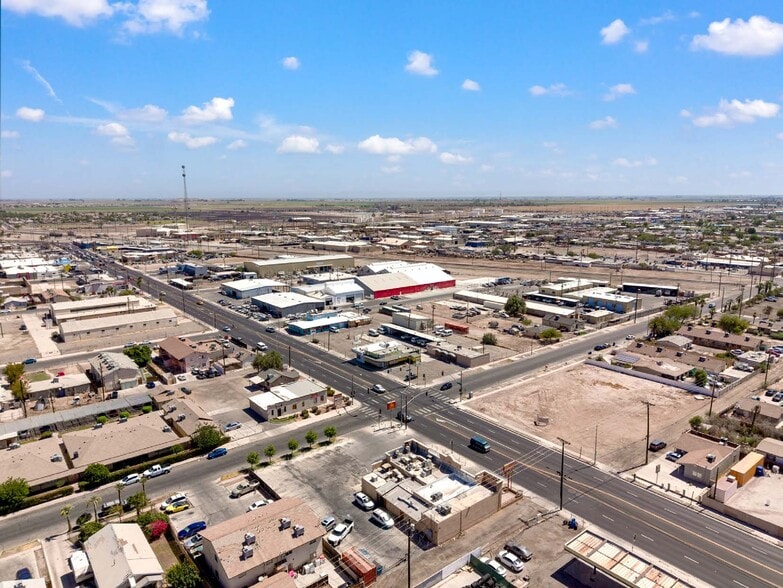 497 S 4th St, El Centro, CA for lease - Building Photo - Image 3 of 5