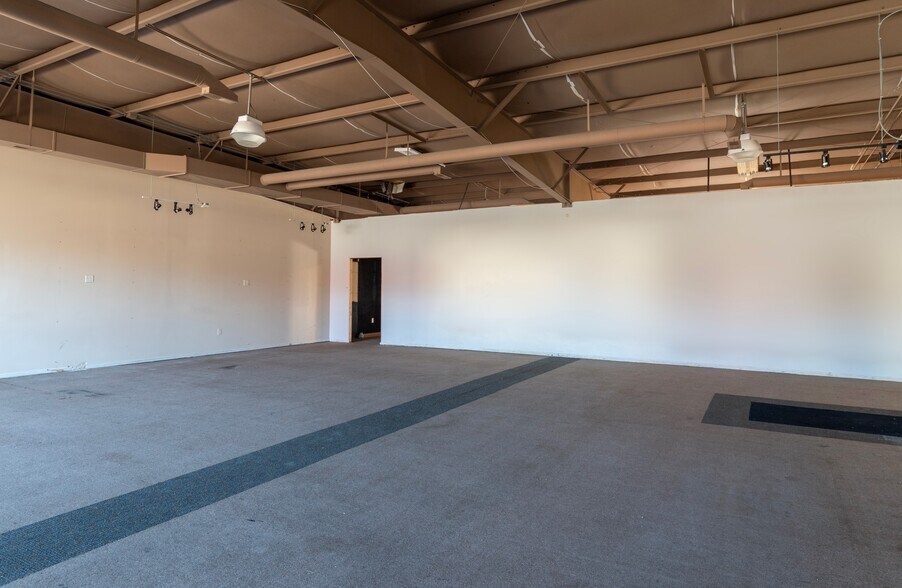 1606 7th St, Las Vegas, NM for lease - Interior Photo - Image 2 of 9