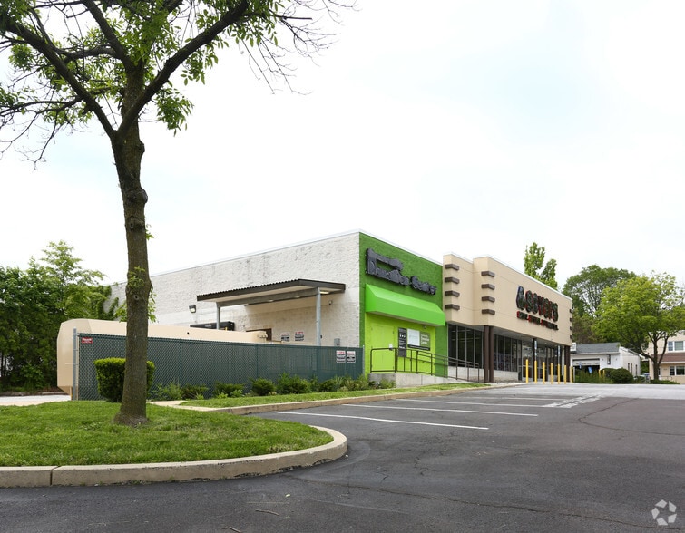 300 N York Rd, Willow Grove, PA for lease - Building Photo - Image 2 of 16