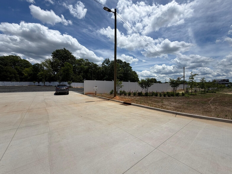 160 N Anderson Rd, Rock Hill, SC for lease - Construction Photo - Image 2 of 4
