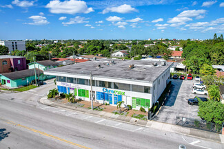 Plus de détails pour 2433-2439 NW 7th St, Miami, FL - Bureau à vendre