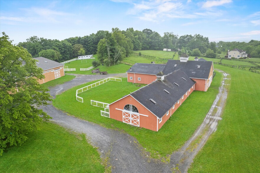 173 Sarah Wells Trl, Campbell Hall, NY for sale - Building Photo - Image 2 of 64