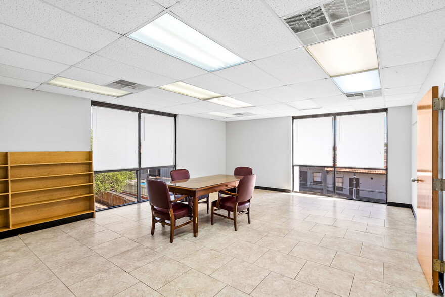 9502 Computer Dr, San Antonio, TX for sale - Interior Photo - Image 2 of 51