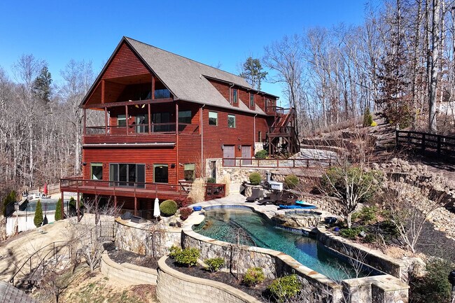 Plus de détails pour LAKEFRONT INVESTMENT OPPORTUNITY – Multi-résidentiel à vendre, Cumming, GA